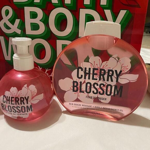 Sephora Bath and body care set - Picture 3 of 3